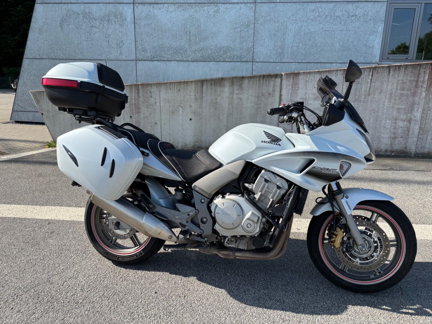 Fahrzeugabbildung Honda CBF 1000 A Kofferset Navigator