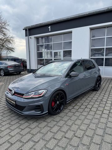 Volkswagen Golf VII Lim. GTI TCR Navi 19Zoll Akrapovic