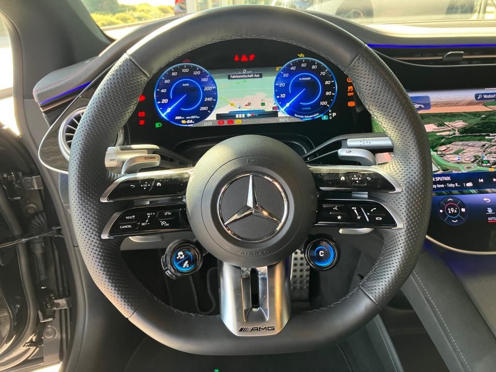 Fahrzeugabbildung Mercedes-Benz EQS 53 4M+ V-Max*Burmester*Distronic*Pano-Dach*