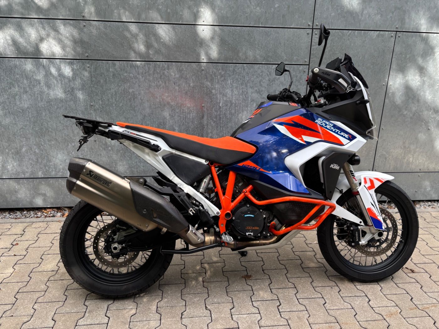 Fahrzeugabbildung KTM 1290 Super Adventure R Techpack, Koffer, Akra, N