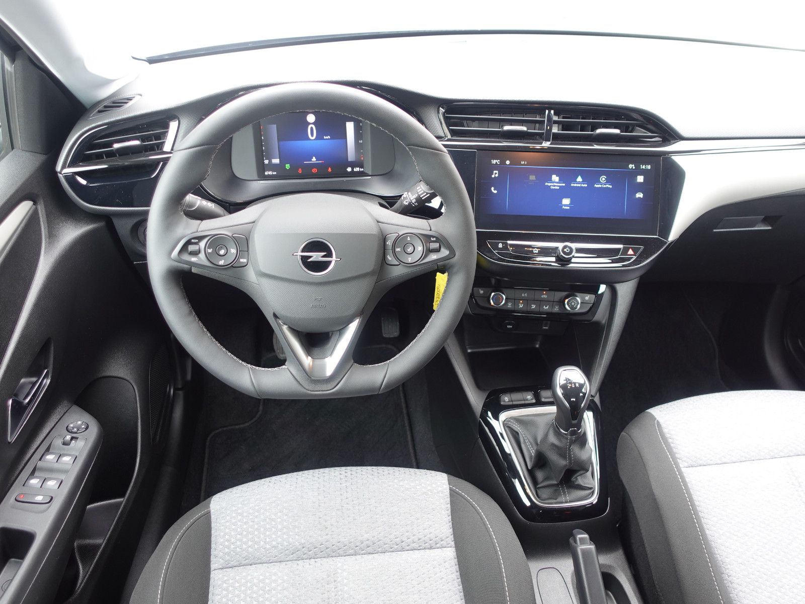 Fahrzeugabbildung Opel Corsa 1.2 Allwetter,Sitzh.,PDC,LED,Kamera,DAB