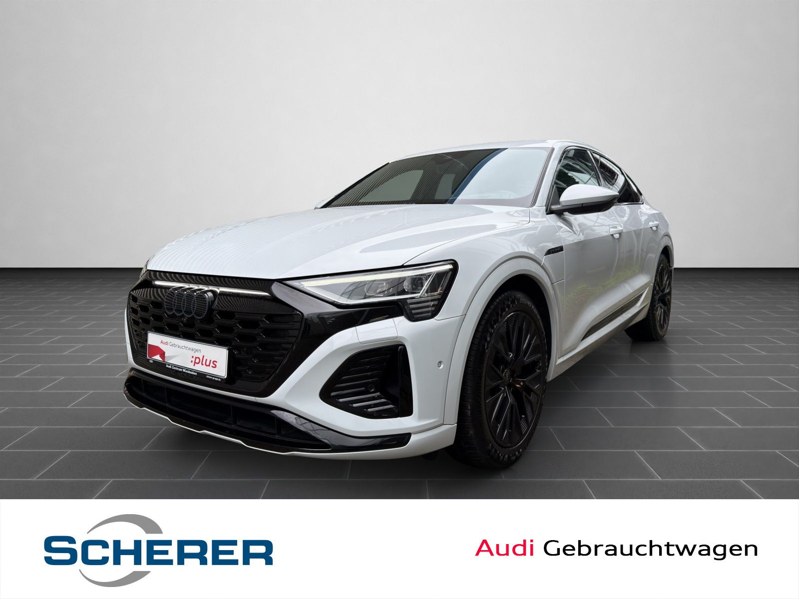 Audi Q8 Sportback e-tron S line 55 e-tron quattro 300