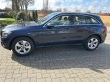 Mercedes-Benz GLC 220 d 4MATIC Autom. - - blaue Mercedes-Benz GLC 220