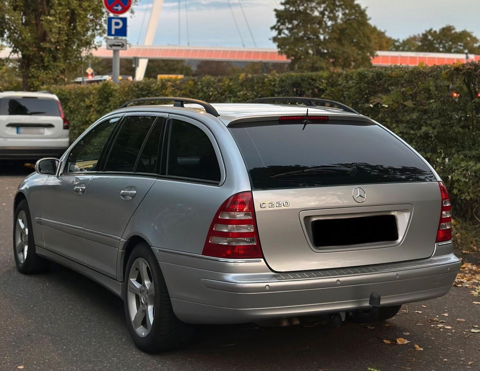 Mercedes-Benz C220 2006 — photo 6
