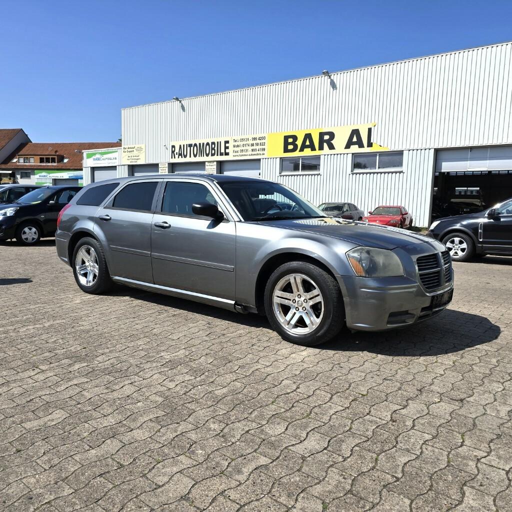 Dodge Magnum 2005 — engine 3.518 cm³, 249 HP (183kW)