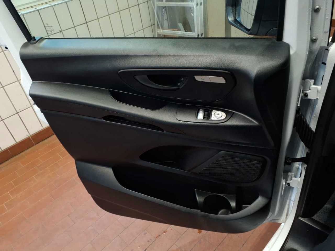 Fahrzeugabbildung Mercedes-Benz Vito 116 CDI 9G Klima Kamera SHZ