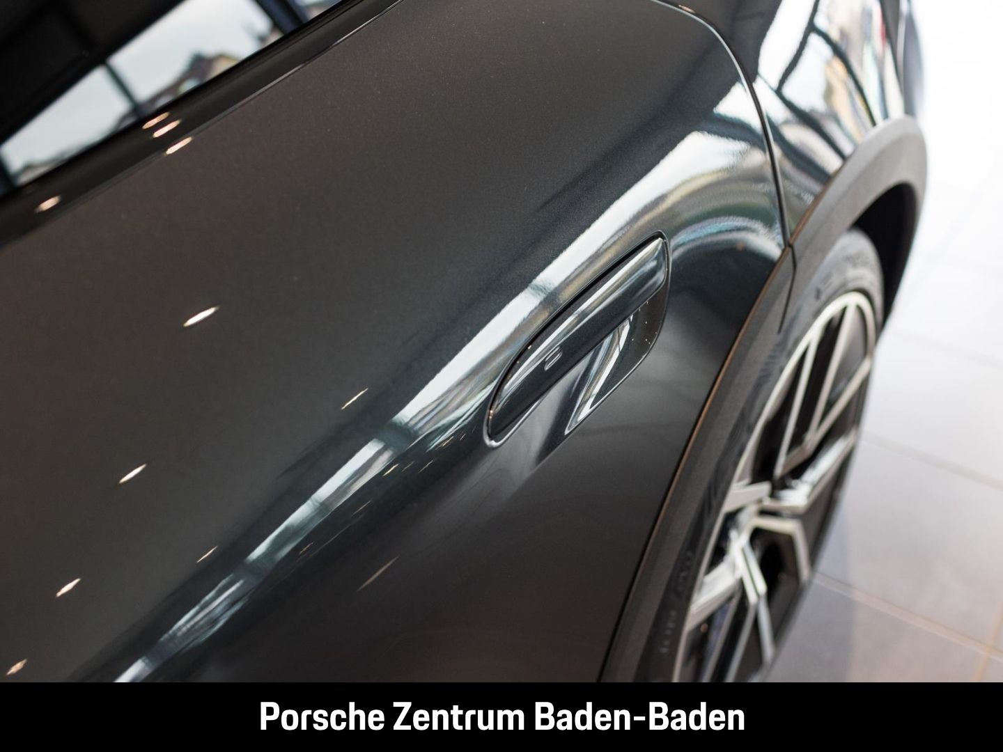 Porsche Taycan 4S Cross Turismo HA-Lenkung InnoDrive imagem 3
