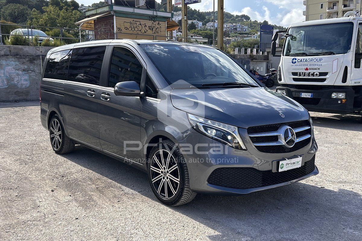 Mercedes-Benz MERCEDES V 250 d Automatic 4Matic Premium Long imagem 3