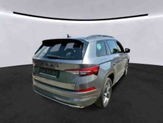 Skoda Kodiaq 2.0 TSI DSG 4x4 Sportline PANORAMA STANDH foto 2