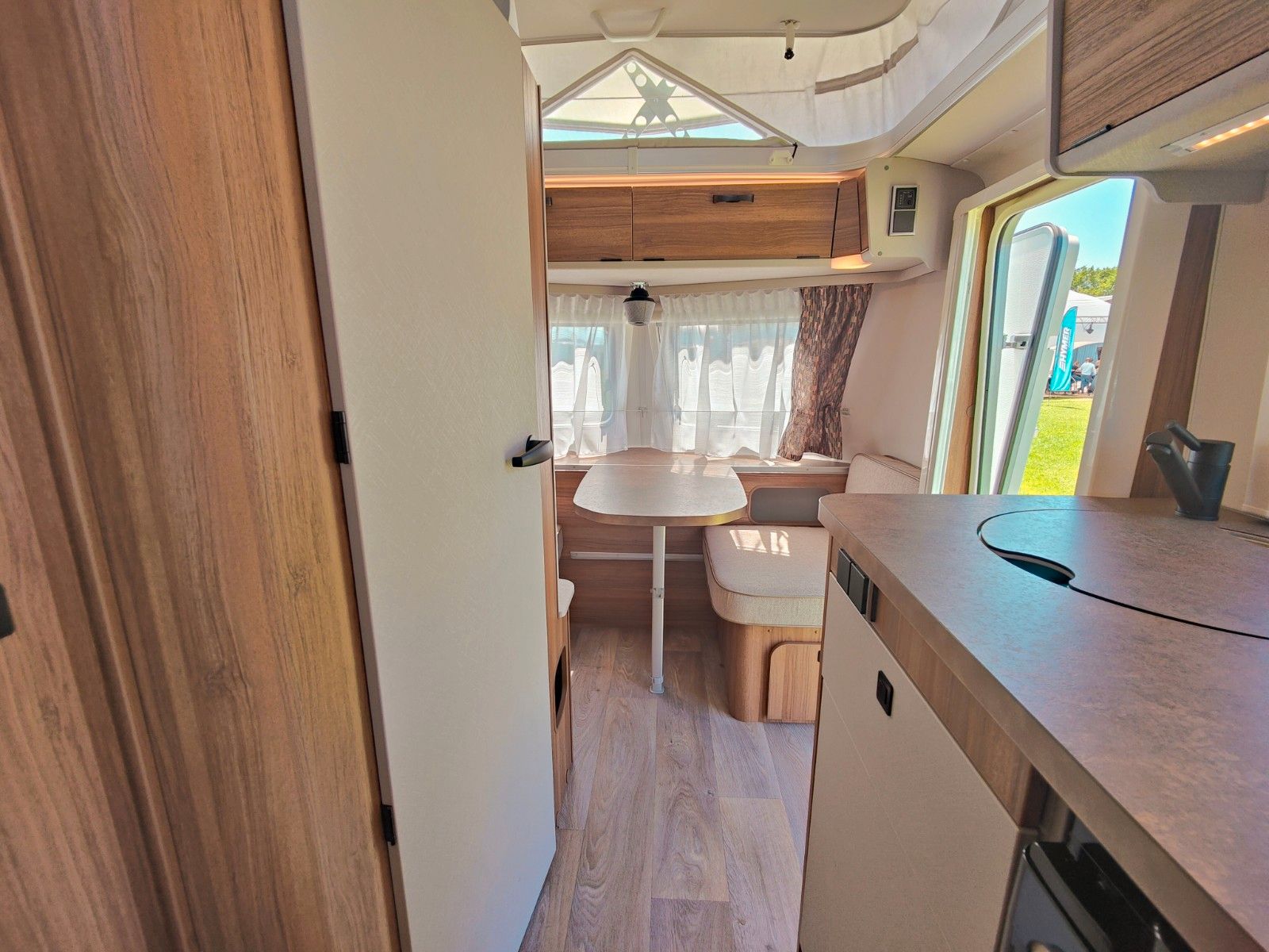 Fahrzeugabbildung HYMER / ERIBA / HYMERCAR TOURING 430 LEGEND URBAN 2025