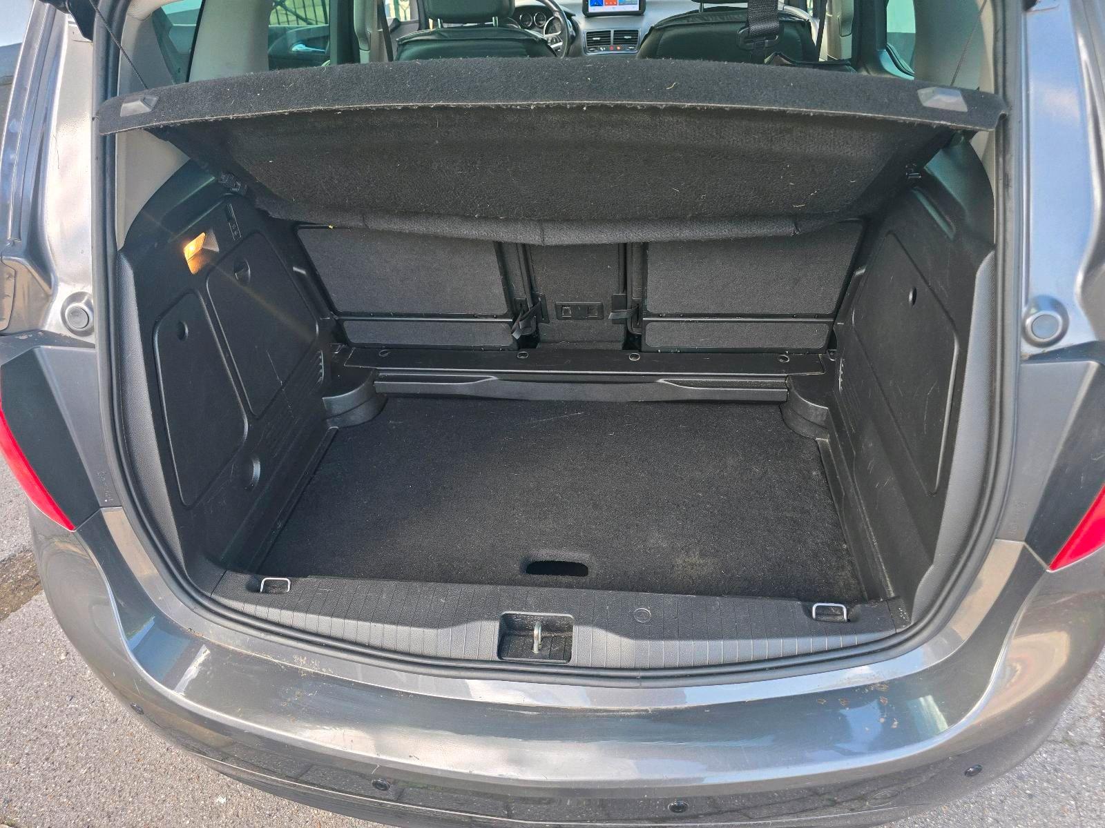 Opel Meriva 2011 — engine 101 HP (74kW)