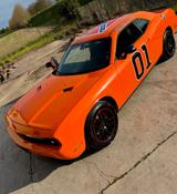 Dodge DODGE CHALLENGER GENERAL LEE- V6 - Dodge Challenger: Orange