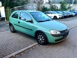 Opel Corsa 1.2 16V COMFORT 75PS 2. Hand - Opel Corsa Comfort mit Benzin-Antrieb