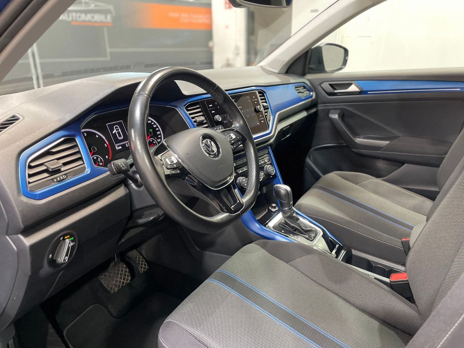 Fahrzeugabbildung Volkswagen T-Roc Style #Kamera#ACC#Spur#AHK