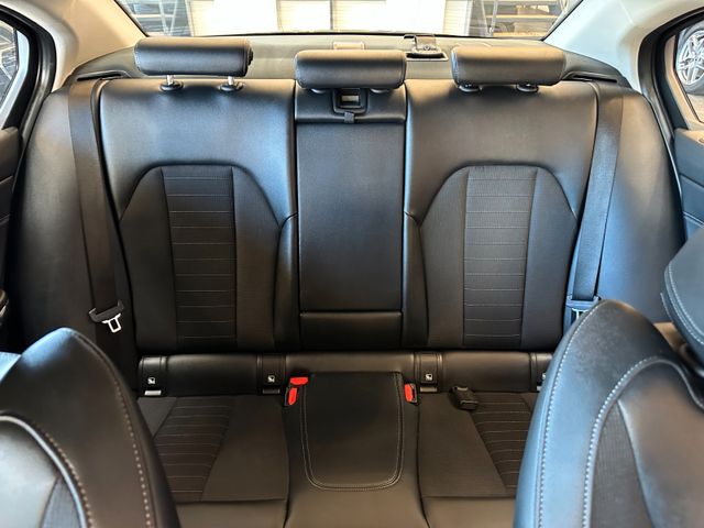 MYAUTOCENTER – Gebraucht- und Jahreswagen mit Werkstattservice in Pfaffenhofen BMW 330 *1-HAND*SERVICETÜV NEU*KEYLESS*LED*M-SPORT*