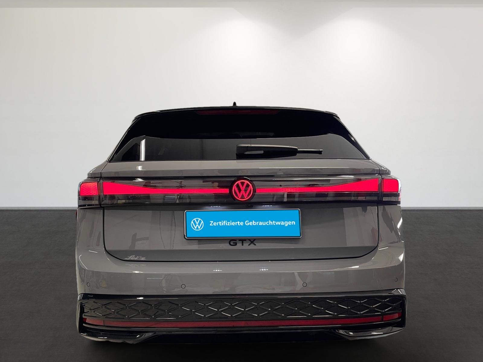 Volkswagen ID.7 Tourer 4M GTX *HEAD-UP*AHK*PANO*HARMAN*MATR