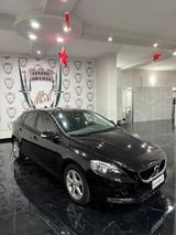 Volvo V40 D2 Momentum - Volvo V40: D2 Momentum
