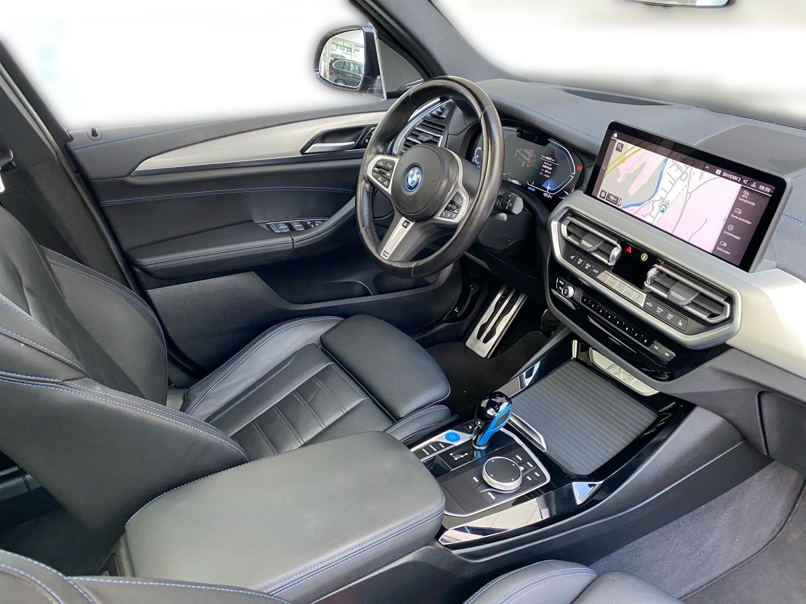 BMW iX3 Impressive M Sport HUD Pano Laser DA Pro AHK foto 4
