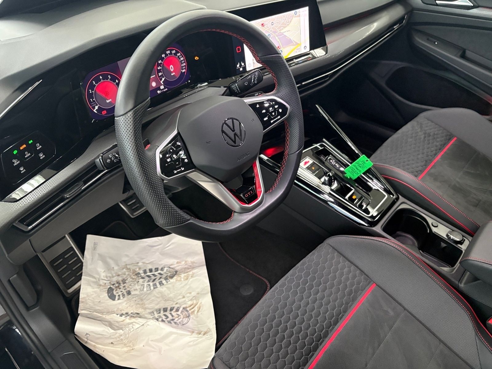 Volkswagen Golf VIII GTI Clubsport 2.0 TSI 221kW 7-Gang DSG foto 10