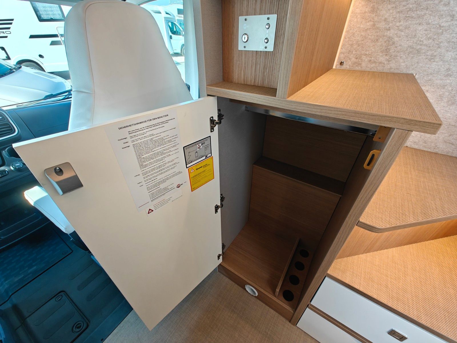 Fahrzeugabbildung Bürstner Lyseo TD Gallery 649 G Harmony Line - Backofen!