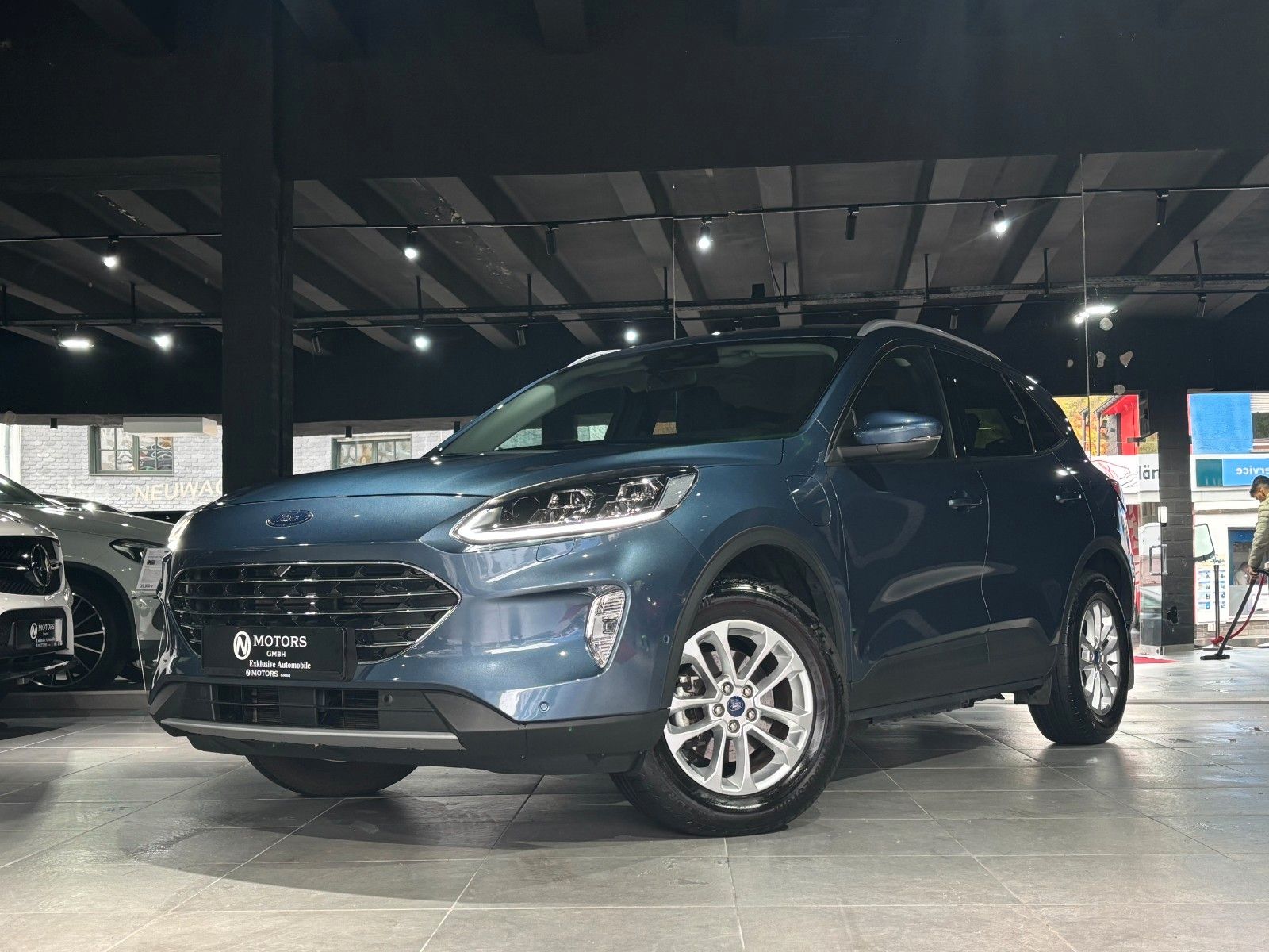 Fahrzeugabbildung Ford Kuga Titanium X *PlugInHybrid*Kamera*LED*SHZ*ACC