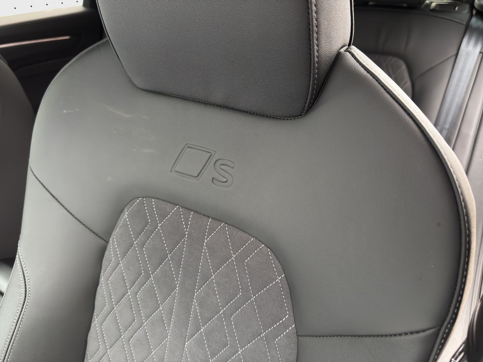 Audi A6 - Bild 10