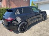 Porsche Cayenne S Diesel S - APPROVED- bis 9/2027 - Porsche Gebrauchtwagen in Aachen