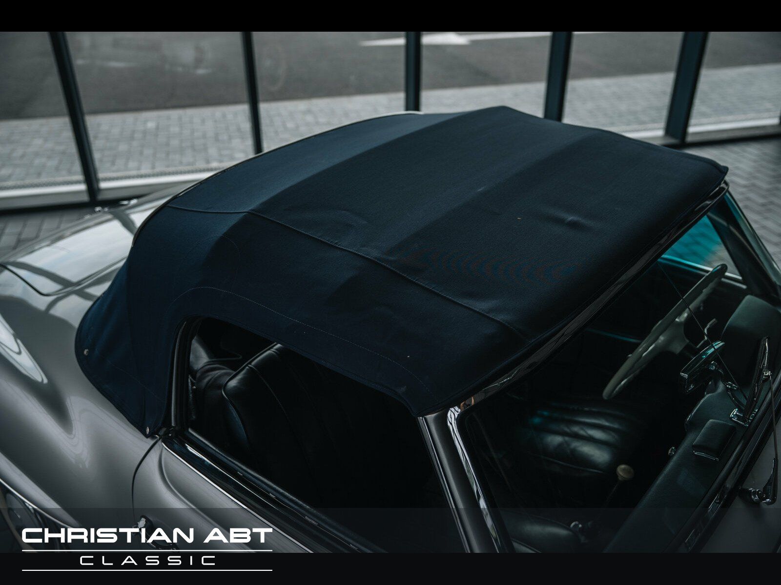 Fahrzeugabbildung Mercedes-Benz 190 SL Spanische Historische Kennzeichen