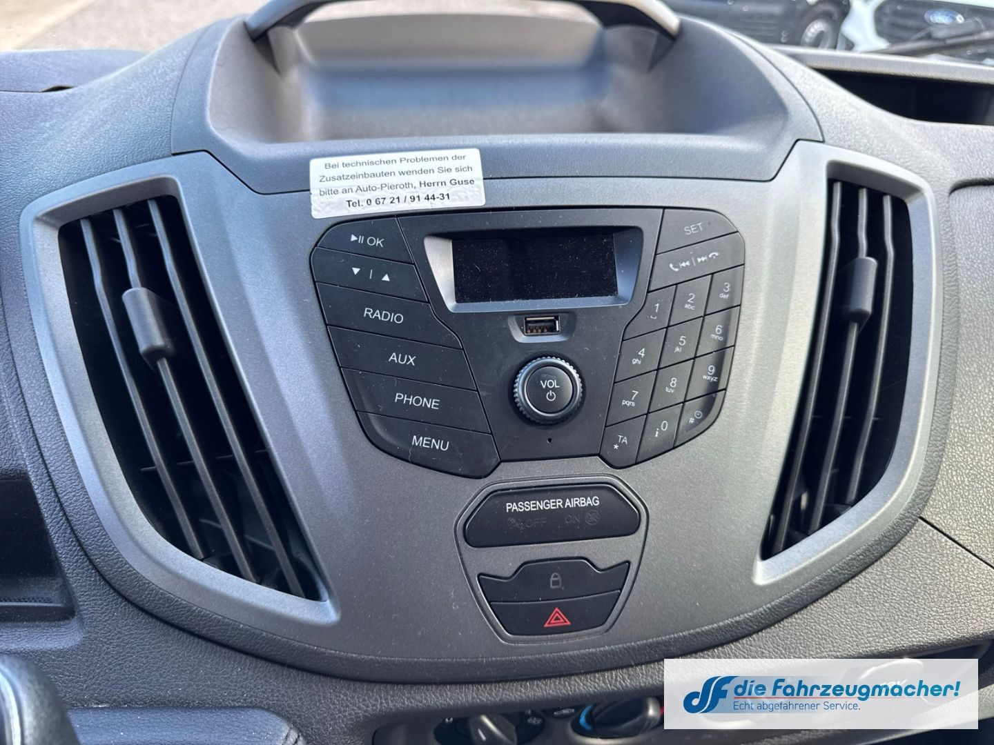 Fahrzeugabbildung Ford Transit Kombi 350 L3 2.2 TDCi DPF *4180