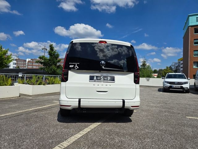Fahrzeugabbildung Volkswagen Caddy Maxi Heckeinstieg Rollstuhl