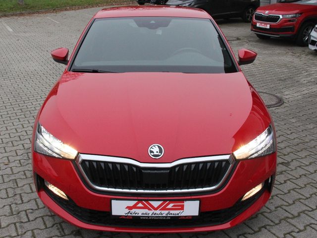 Skoda Scala SPORT LED Kamera ALU Sunset Smartlink