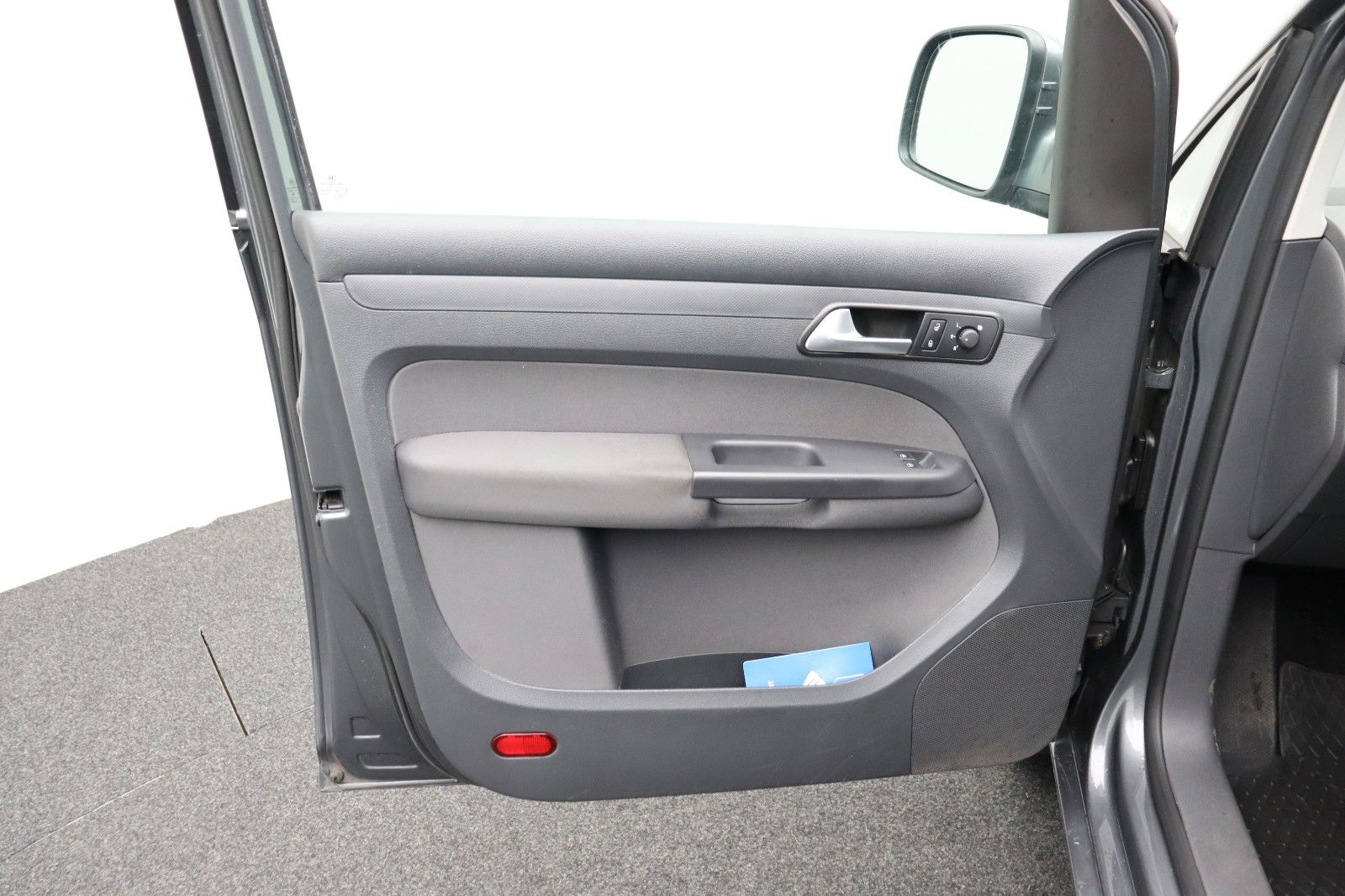 Fahrzeugabbildung Volkswagen Caddy Kombi 1.6 TDI Trendline