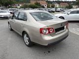 Volkswagen Jetta 1.4 TSI Comfortline KLIMA PDC SITZHEIZUNG - gebrauchte VW Jetta aus dem Jahr 2008