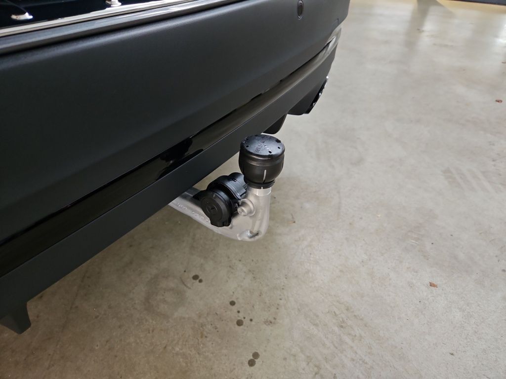 Fahrzeugabbildung Mercedes-Benz GLA 200 ++ AMG+EDITION+NIGHT+AHK+WINTER-PAKET ++