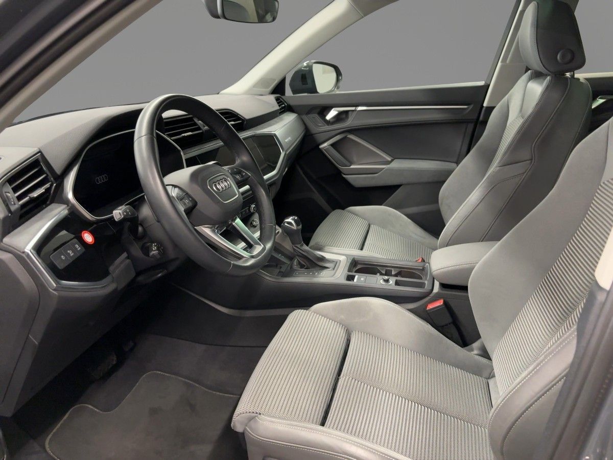 Audi Q3 advanced 40 TDI qu.S tr. STDHZG RFK PANO LED foto 10
