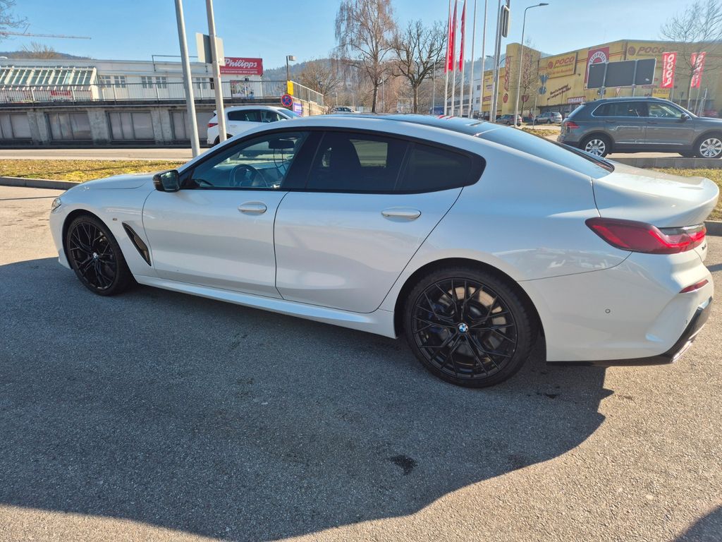 Image of BMW M850