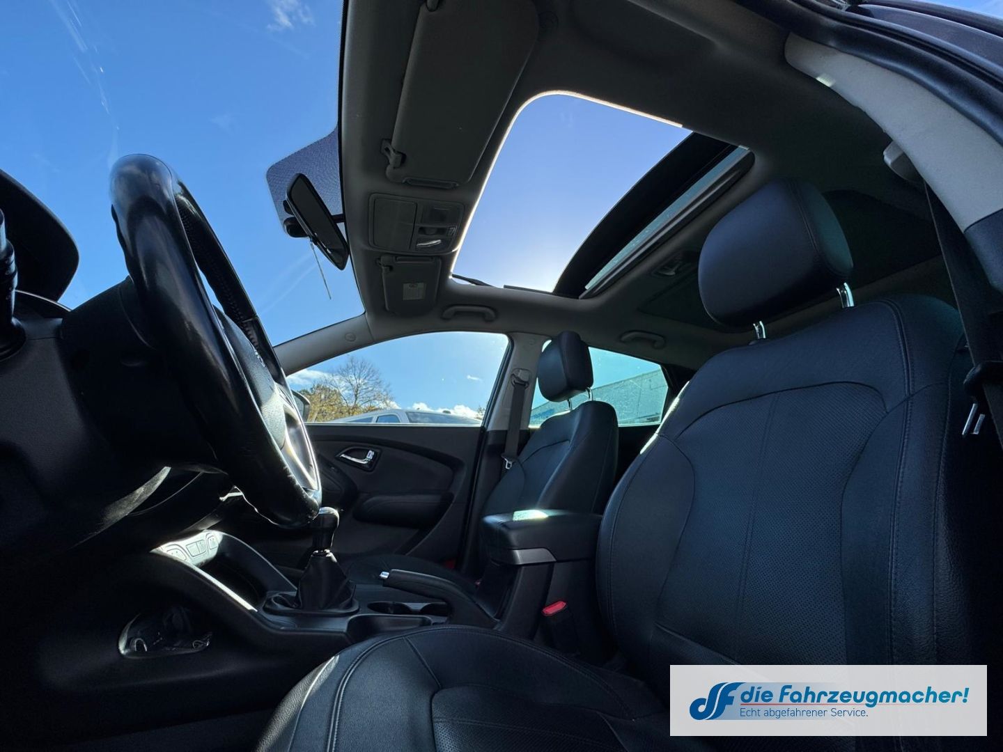 Fahrzeugabbildung Hyundai ix35 Premium AWD 4x4 El. Panodach Klimaautom *EX