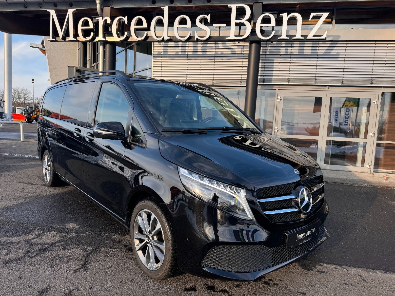 Fahrzeugabbildung Mercedes-Benz V 300 d AVA Extral AIRMATIC Standheiz 360Kamera