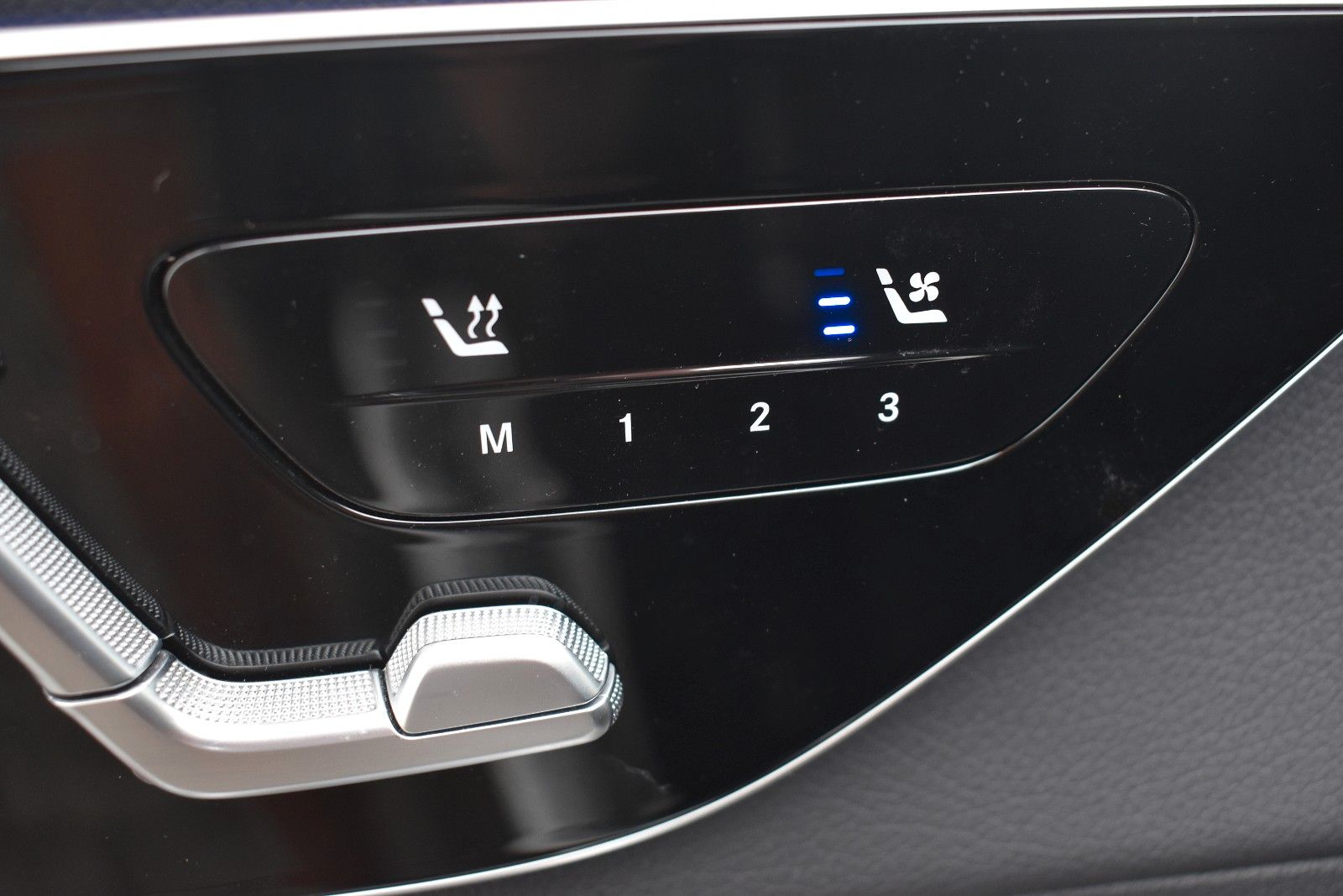 Mercedes-Benz GLC 300 e 4M 2x AMG Airmatic Massage HUD VOLL foto 11