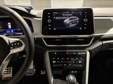 Fotografie 19 des VW T-Roc 1.5 TSI OPF DSG GOAL Navi ACC