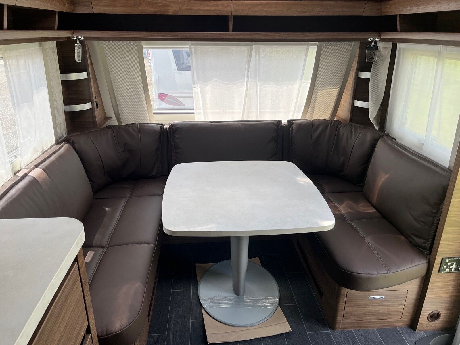 Fahrzeugabbildung Tabbert Puccini 750 HTD 2.5 Hubstützen,Mover,Klima,Leder