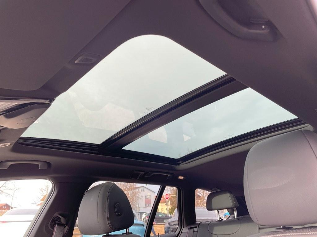 BMW 520d xDrive Touring/M-Sport/19"/AHK/Pano/ACC/Key – 14