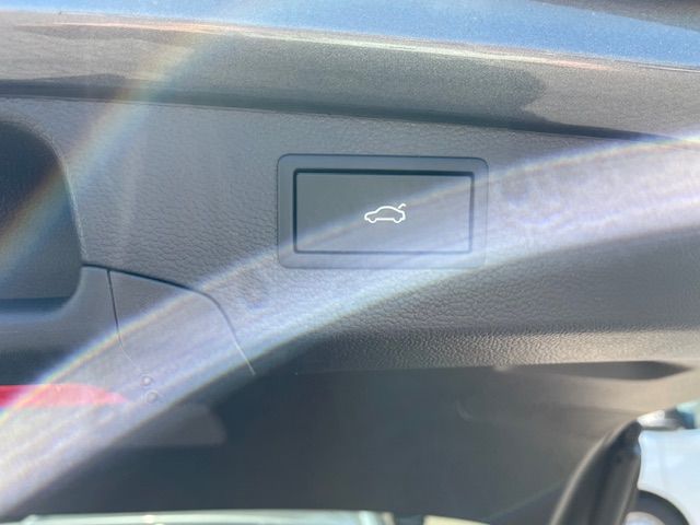 Volkswagen Passat Variant - Bild 8