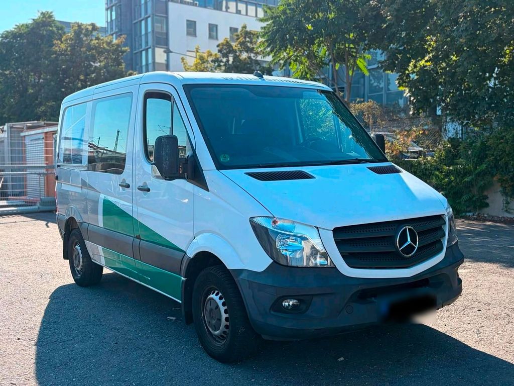 Image of Mercedes-Benz Sprinter