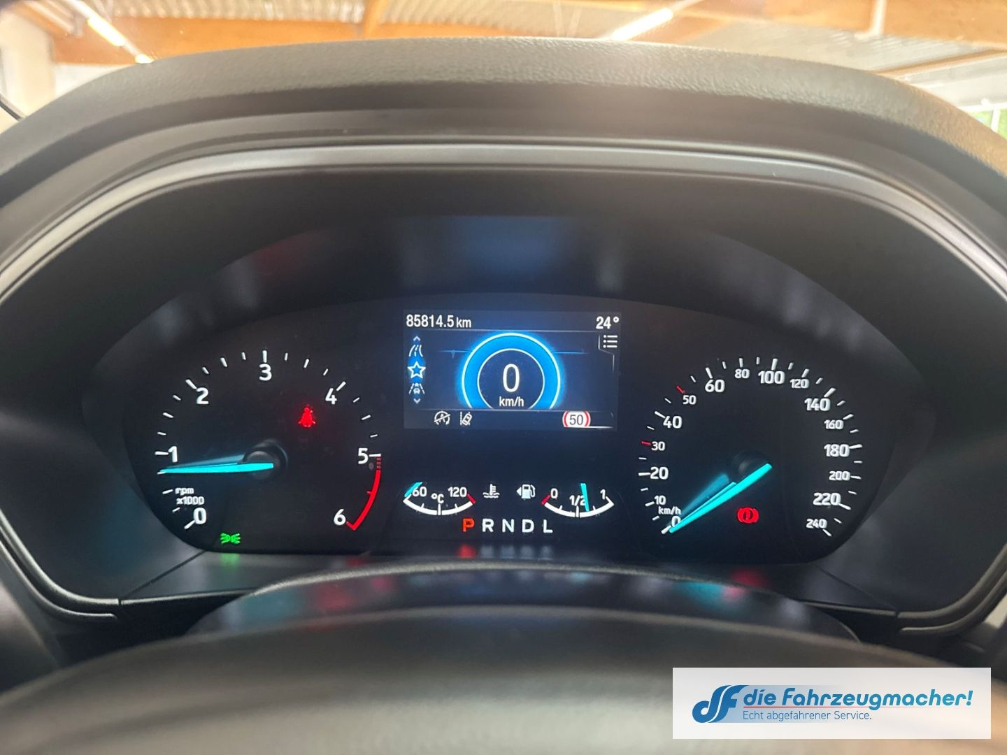 Fahrzeugabbildung Ford Focus Turnier Cool & Connect Navi LED Apple CarP