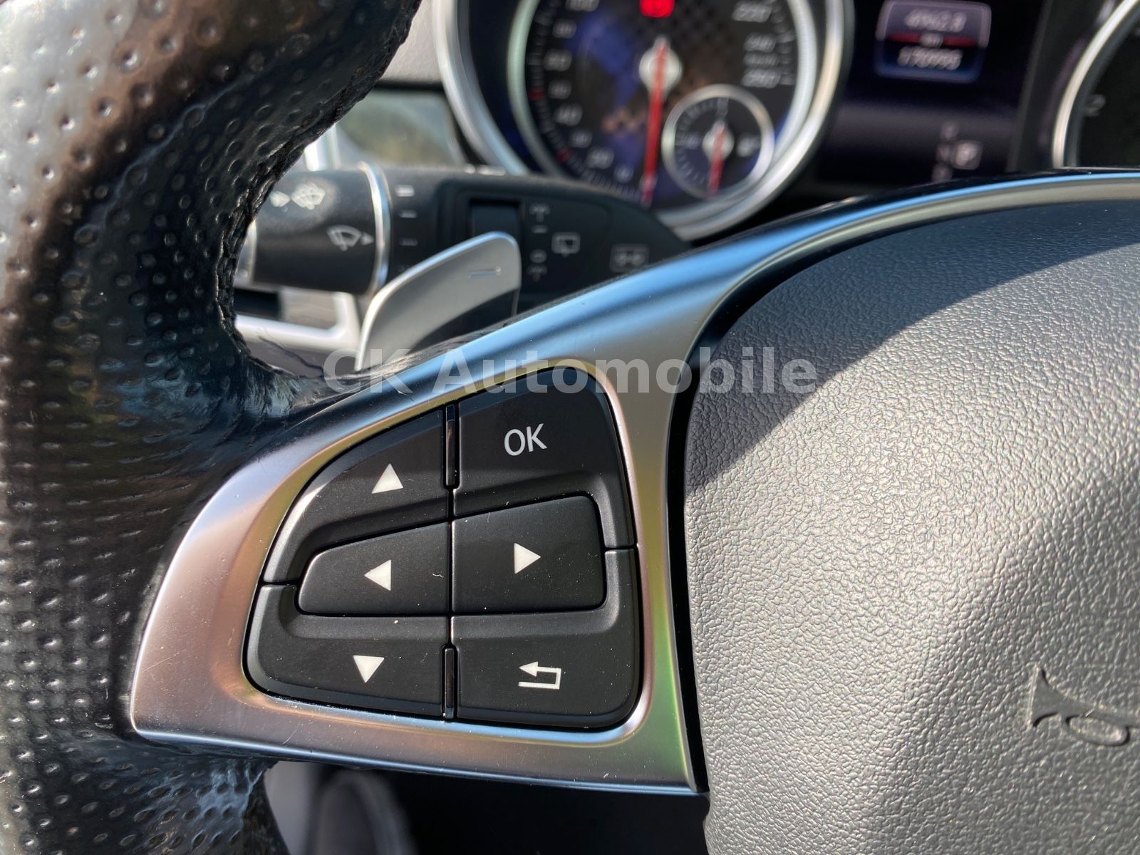 Fahrzeugabbildung Mercedes-Benz GLE 350 d 4Matic AMG Line/Navi/Air Matic/ILS/LED