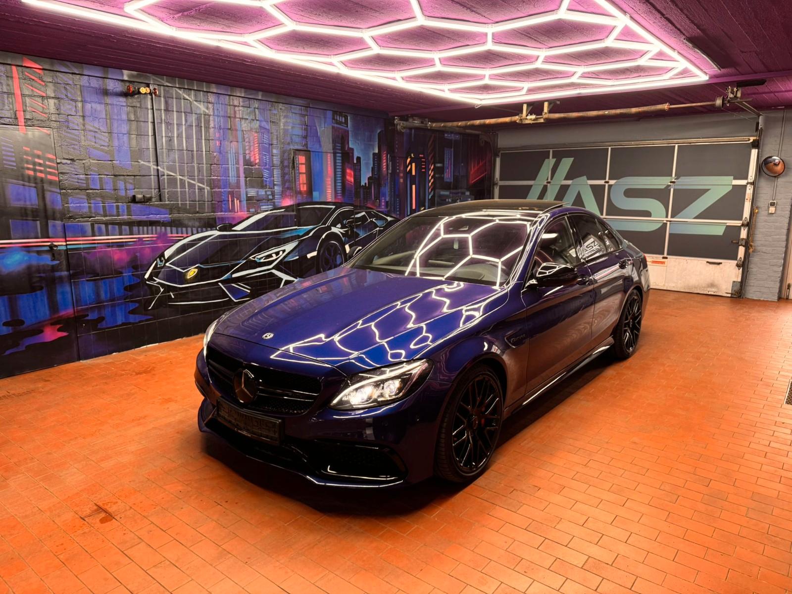Mercedes-Benz C 63  AMG Pano/360°/Hud/Night