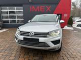Volkswagen Touareg V6 TD 4Motion 262 PS Leder AHK - : Vollleder, Standheizung, Geländewagen