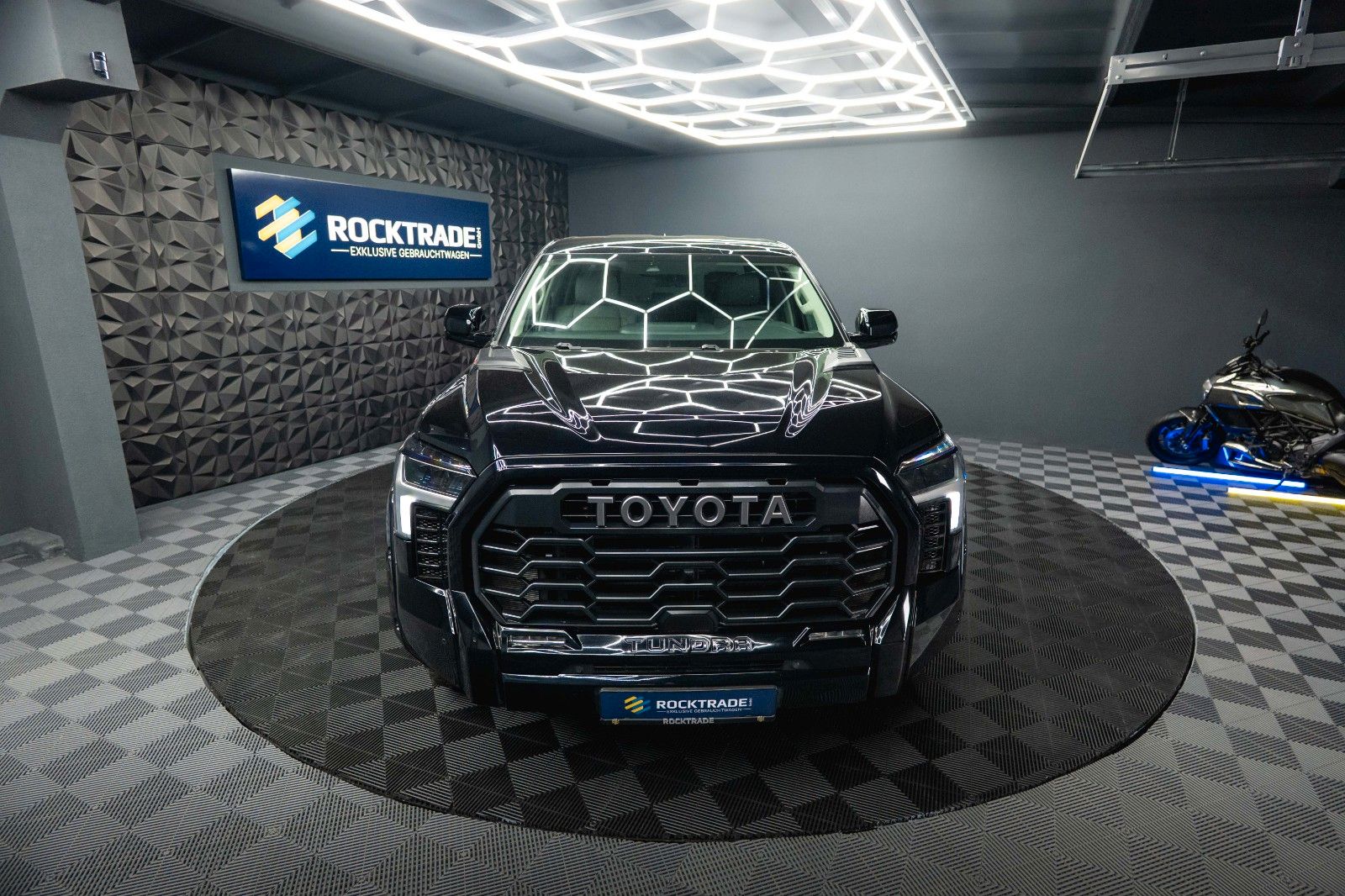 Fahrzeugabbildung Toyota Tundra 3.4L V6 4x4 TRD PRO Style *LED*ACC*19%*