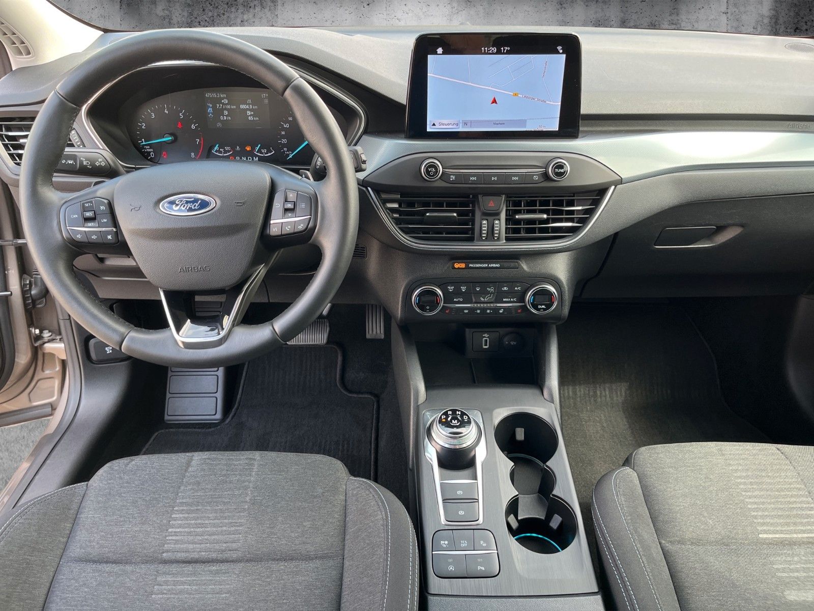 Fahrzeugabbildung Ford Focus Turnier Active